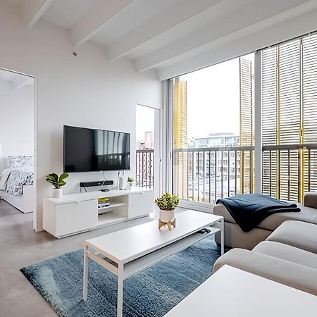 Modern, Bright & Central 1-Bed Downtown Apt Close To Rogers Arena Vancouver Buitenkant foto